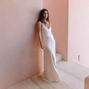 Juliette Dress by French A La Robe size small w lace bottom in ivory